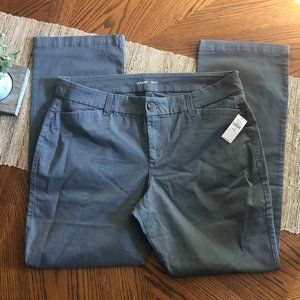 NWT Women's Grey Old Navy Bootcut Khaki Pants